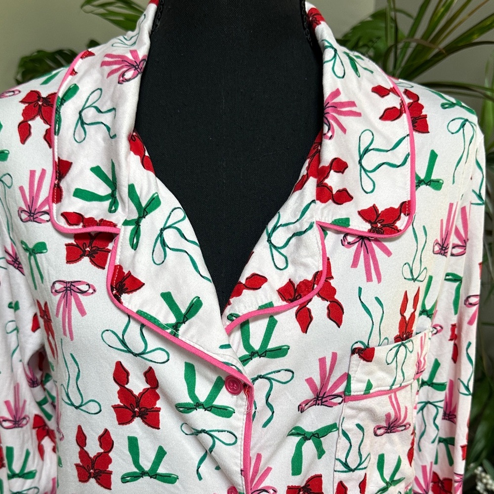 Charming Holiday Print Pajama Top